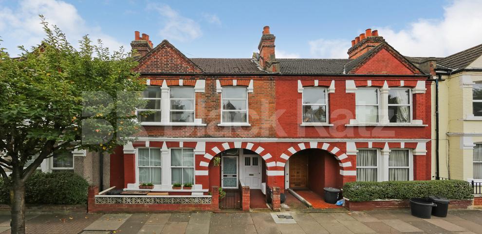 			LET, 3 Bedroom, 1 bath, 1 reception Maisonette			 Welham Road, Furzedown